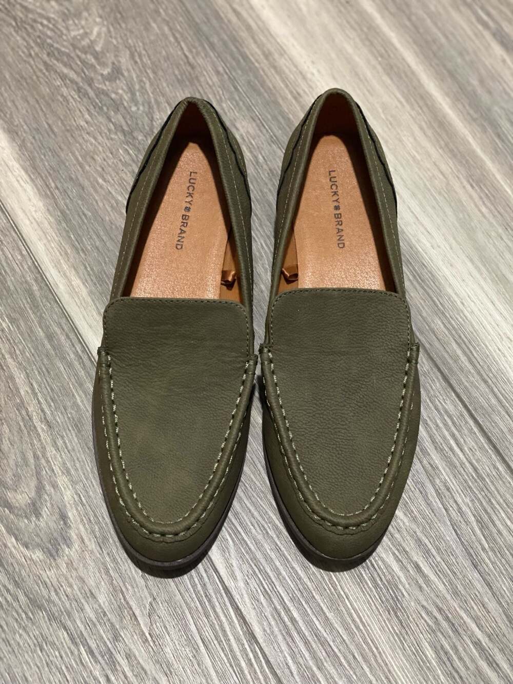Lucky Brand Edrica Olive Green Slip-On Loafers 10M New